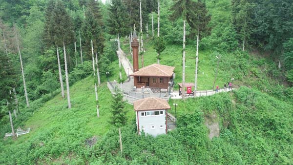 152 yıllık cami küllerinden yeniden doğdu 8