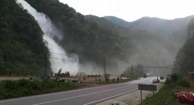 Giresun'da bu şelaleyi görenler bir daha baktı 2