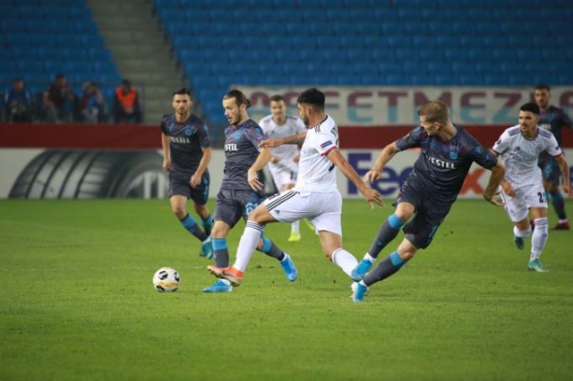 Trabzonspor Basel maçından kareler 45