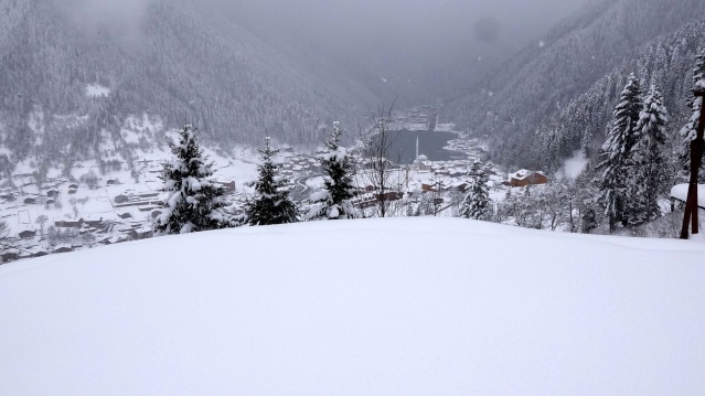 Uzungöl'de kar güzelliği 2