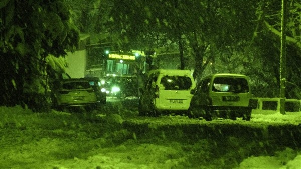 Trabzon'da kar sonrası zorluklar ve güzellikler böyle görüntülendi 22