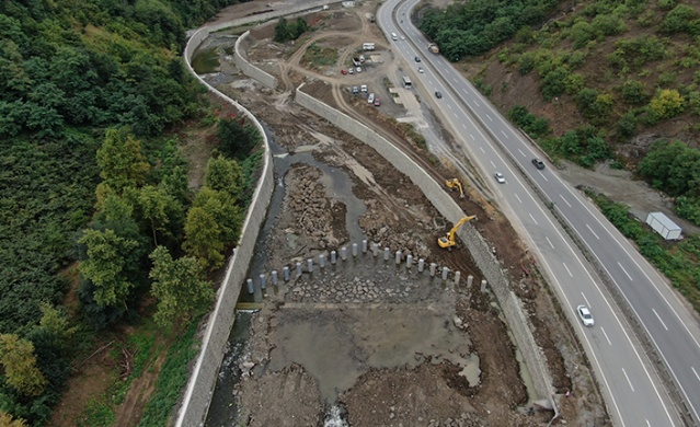 Trabzon'daki o derede yapılan çalışma Doğu Karadeniz'de bir ilk. Foto Haber 8