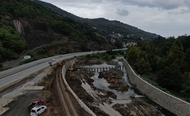 Trabzon'daki o derede yapılan çalışma Doğu Karadeniz'de bir ilk. Foto Haber 10