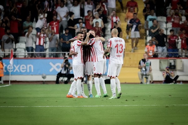 Antalyaspor - Trabzonspor maçında neler oldu? - Foto Galeri 9