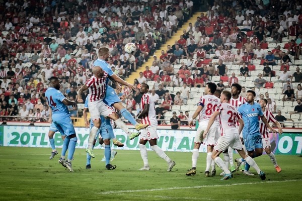 Antalyaspor - Trabzonspor maçında neler oldu? - Foto Galeri 25