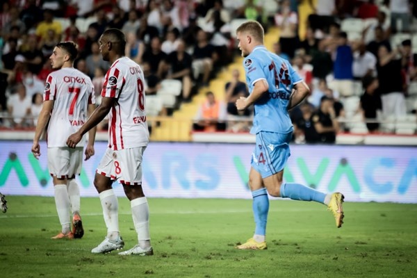 Antalyaspor - Trabzonspor maçında neler oldu? - Foto Galeri 17