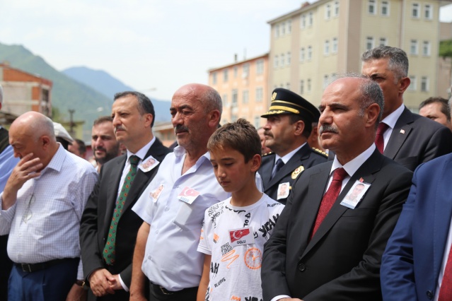 İstanbul'da şehit olan bekçi Gümüşhane'de toprağa verildi - Foto Haber 4