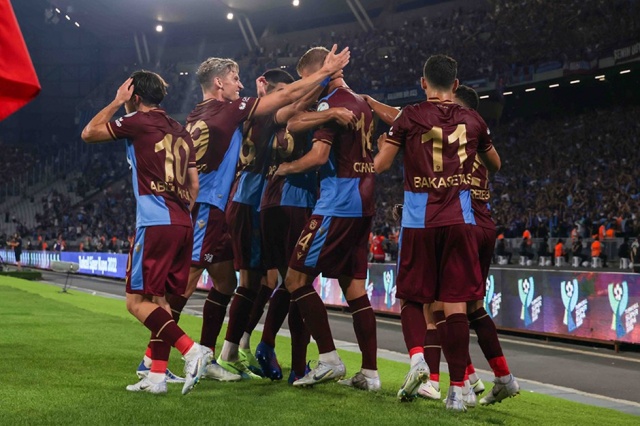 Abdullah Avcı kararını verdi! İşte Trabzonspor’un muhtemel Kopenhag 11’i 11