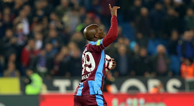 Nwakaeme Trabzonspor'dan gitti etkisi kaldı! Yıldız isim baskı altında. Foto Galeri 6