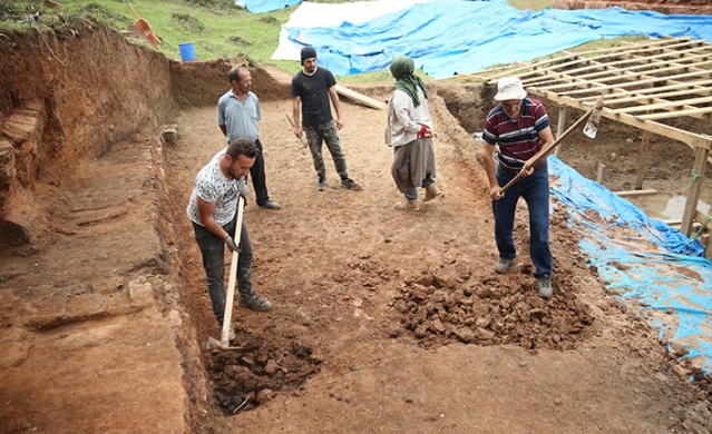 Kurul Kalesi'ndeki kazılarda tarihin izi sürülüyor. Foto Galeri 13