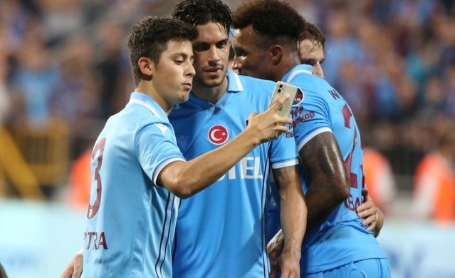 Trabzonspor'da sakatlıklar sonrası o bölgeye takviye. Foto Haber 4