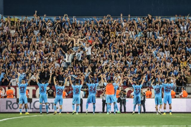 Trabzonspor'da sakatlıklar sonrası o bölgeye takviye. Foto Haber 11