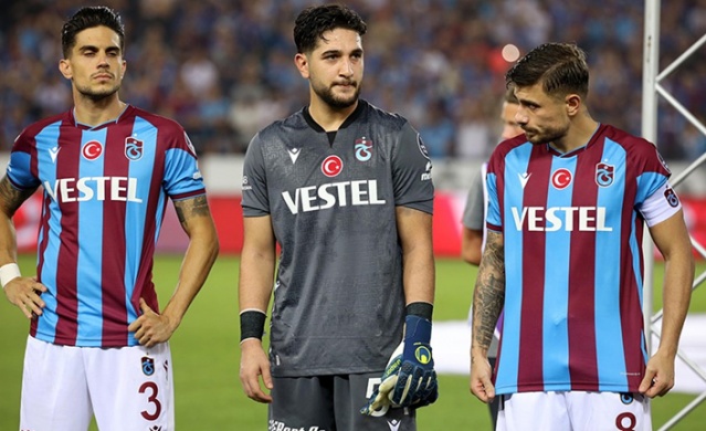 Trabzonspor'da Bartra dikkat çekiyor. Foto Haber 6