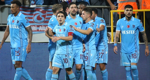 Trabzonspor’un 3 yıldızına talip oldular! 2’si tamam da 1’i çok zor!Foto Haber 4