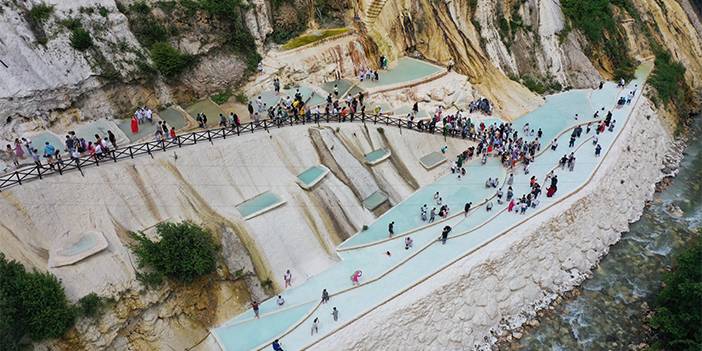 Giresun'da Göksu travertenlerine ziyaretçi akını 1