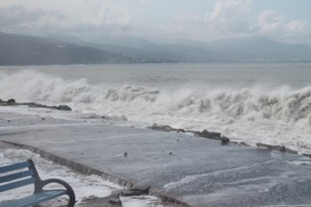 ''Deniz kendine yapılanı yanına koymaz''