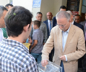 İhsanoğlu'ndan ŞOK açıklama