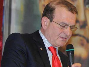 Atasoy, "CHP ve MHP AK Partiden ders alsınlar