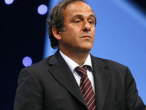 Platini; FIFA'ya karşı...