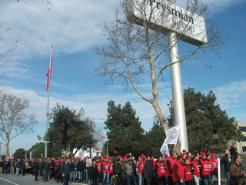 Mudanya’da metal işçileri şalter indirdi