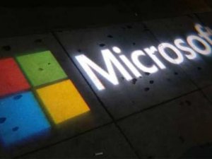 Nepal'e bir yardım eli de Microsoft'tan geldi!