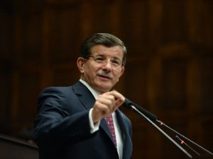 Davutoğlu: "Perşembe günü tarihi bir açıklama beklemek olmaz"