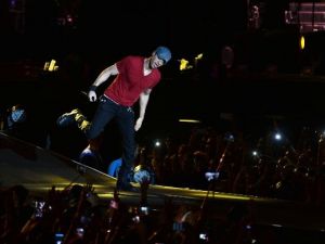 Enrique Iglesias İstanbul’u salladı