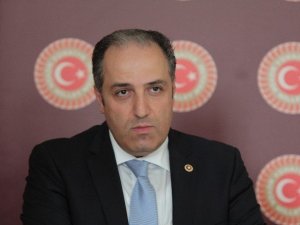 AK Parti’den Yurt Dışı Seçmenlerle İlgili Flaş Hamle