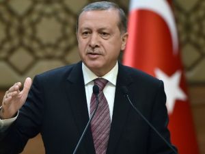 Erdoğan: "Terör ve paralel örgüt ülkenin geleceğini tehdit ediyor"