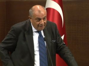 Türkeş: İki sarhoş ile üç beş tane çakal...