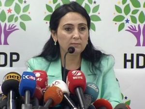 HDP’li Eşbaşkandan ’bayrak’ açıklaması