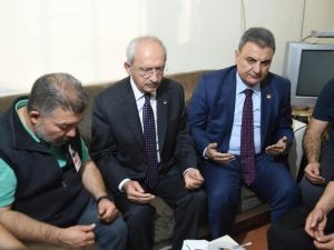 CHP lideri o askerin ailesini ziyaret etti