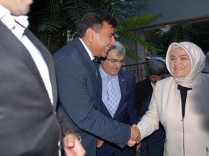 "Kimse bize modern öğreti dersleri vermesin"