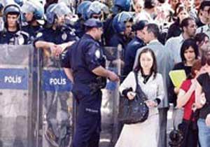 Polis'ten Öğrencilere Terör İkazı