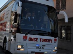 Mitinglerine Antalya’da devam ediyor