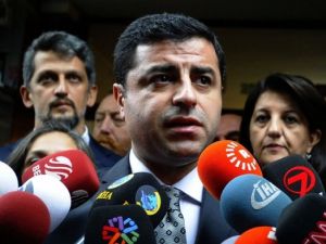 Demirtaş Ahmet Hakan’ı ziyaret etti