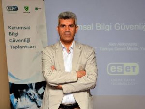 Bilişim suçları uzmanı bile dolandırıldı !