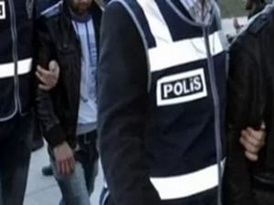 Uyuşturucu satıcılarına polis baskını: 25 gözaltı