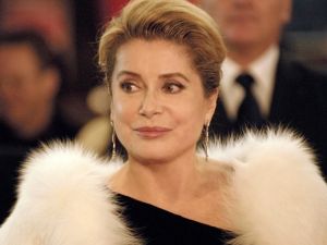 ’Yaşam Boyu Başarı Ödülü’ Catherine Deneuve’e