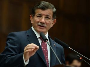 Davutoğlu’ndan Barzani’ye tebrik telefonu