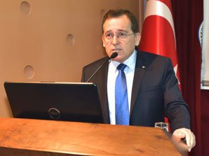 Suat Hacısalihoğlu: "Tek çıkışımız AB'ye girmek"