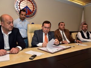 Trabzon yapılacak merkez için imzalar atıldı