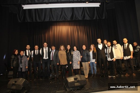 MAHİ Grubu’ndan muhteşem konser