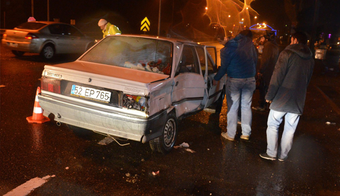 Ordu'da trafik kazası: 1 ölü 3 yaralı! 27-Aralık-2016