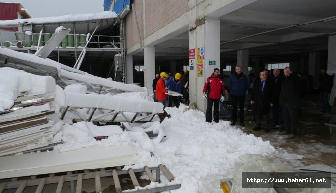 Trabzon'da fabrika çatısı kar yüzünden çöktü