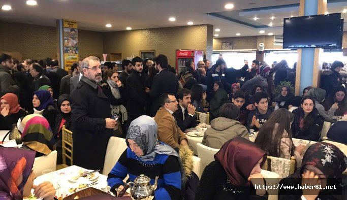 İçişleri Bakanı Soylu Trabzon'da gençlerle buluştu