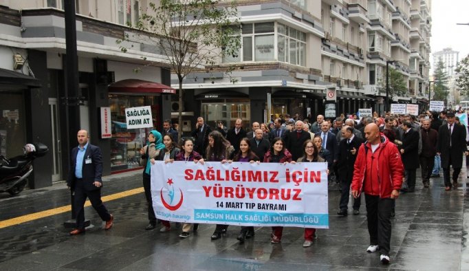 Samsun'da sağlık için yürüyüş düzenlediler