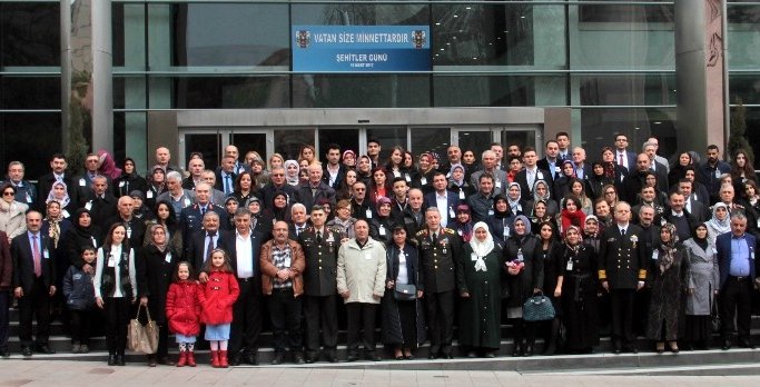 Genelkurmay Başkanı Akar: “Ağlamayın gülün”