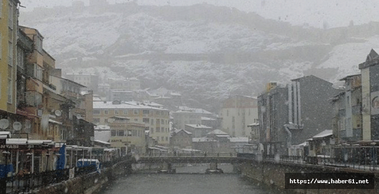 Bayburt'ta kar yağışı