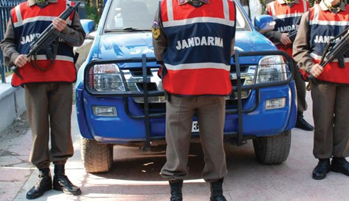 Jandarmaya FETÖ operasyonu: 13 gözaltı